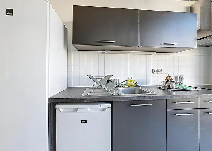 41 Aristide Briand A *